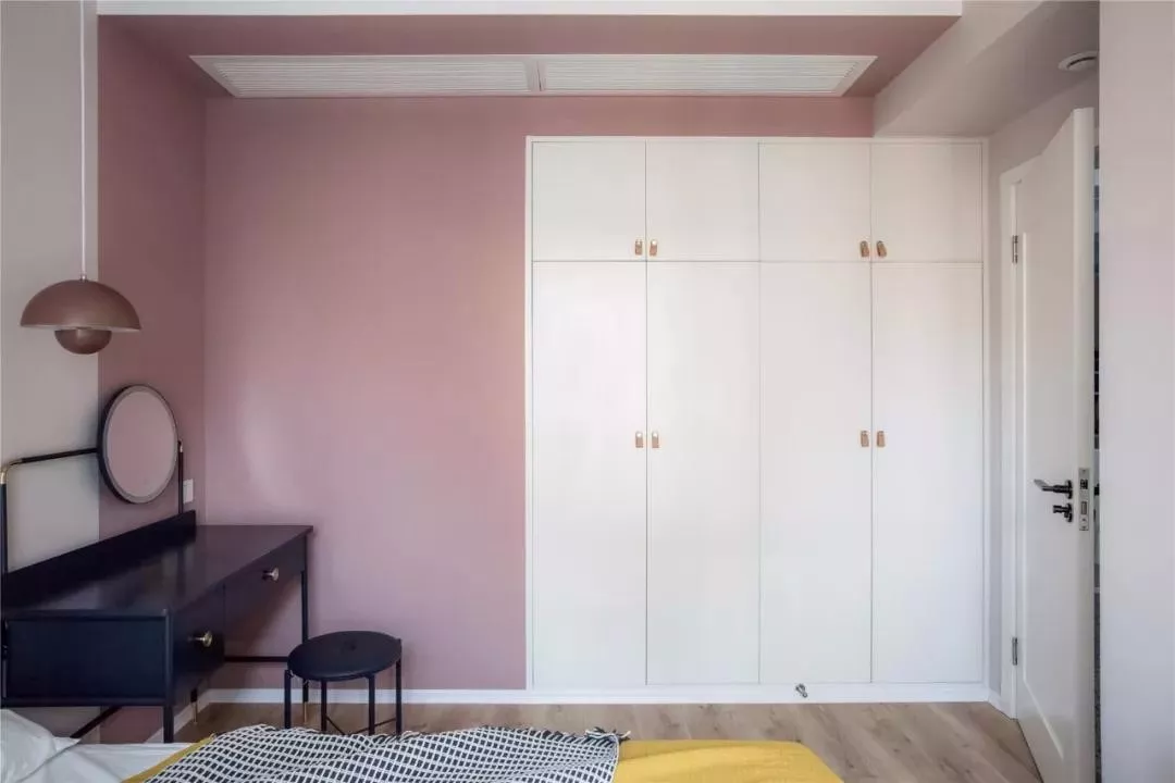 家还没见过这样的蓝色装，年轻时尚，又耐看，有层次感！