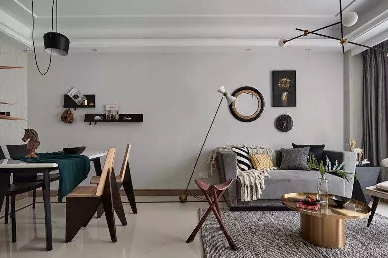 一波简约的灰色漆刷墙面客厅，设计简单又亲民！