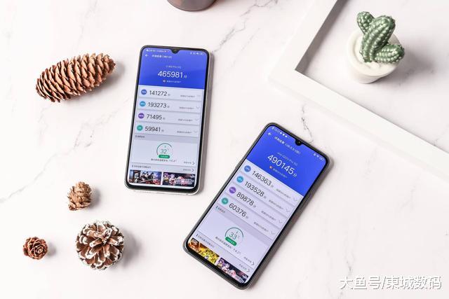 以“性价比”之名，进军5G市场，小米和iQOO如何