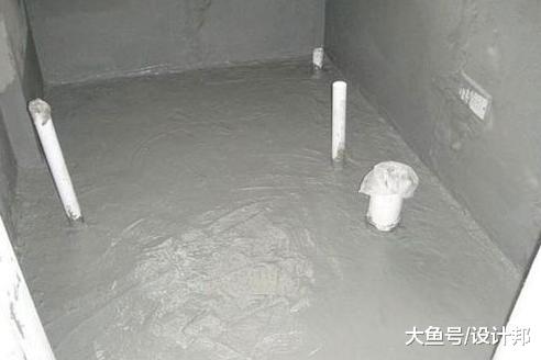 卫生间装修先贴墙砖还是地砖？