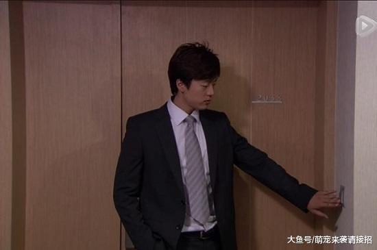 影视剧6大渣男，洪世贤何书桓垫底，与5女暧昧的他才应该在榜首！