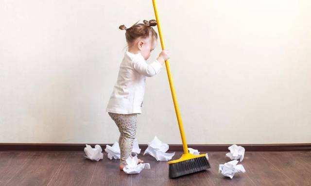 寒假儿童家务年龄对照表，舍不得用孩子会耽误了他！