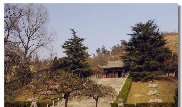 【罗瑞卿】看完美国的张学良墓，再看看中国的杨虎城陵园，差别明显！