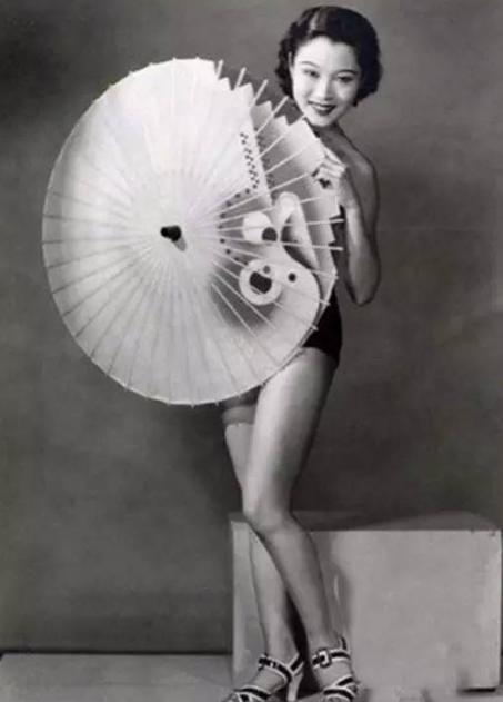 18岁听从家里安排结婚，婚后生活甜蜜，28岁她却选择跳海自杀