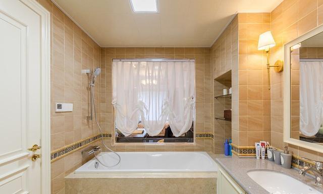 晒晒我家新房，头一次见阳台这样装，美到邻居争着来模仿！