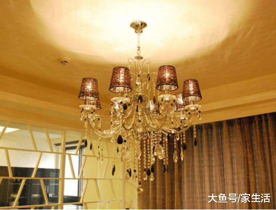 为什么这4件家具万万别买？积尘又占地方，一年却也没用上几次