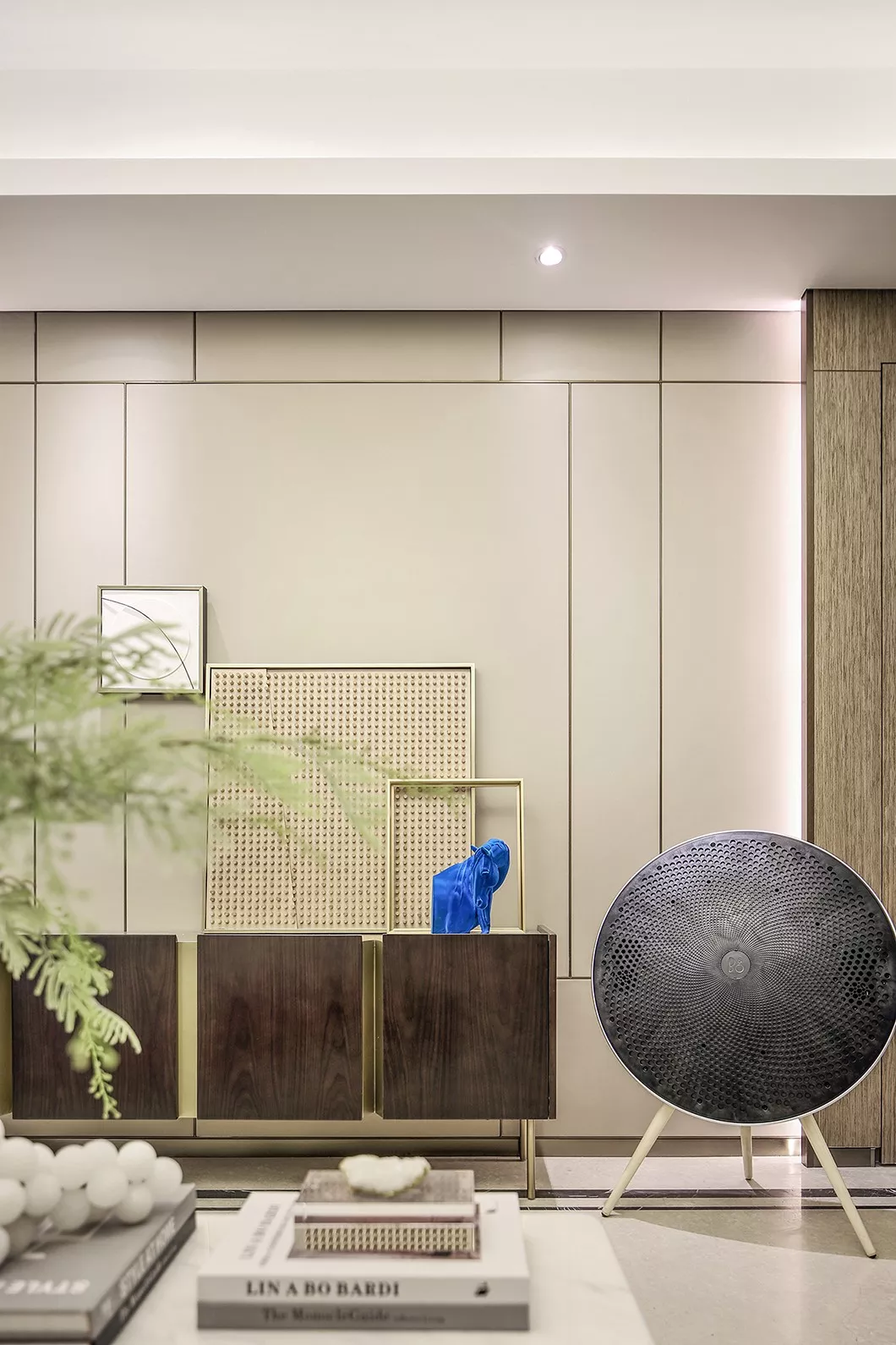 轻奢，符合年轻人的潮流审美！