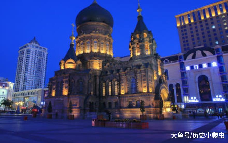 同为东北省会城市，哈尔滨和长春之间，哪里买房好些？