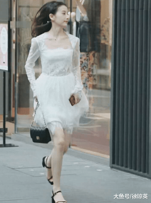 摄影：小姐姐奔跑的姿势都那么优雅