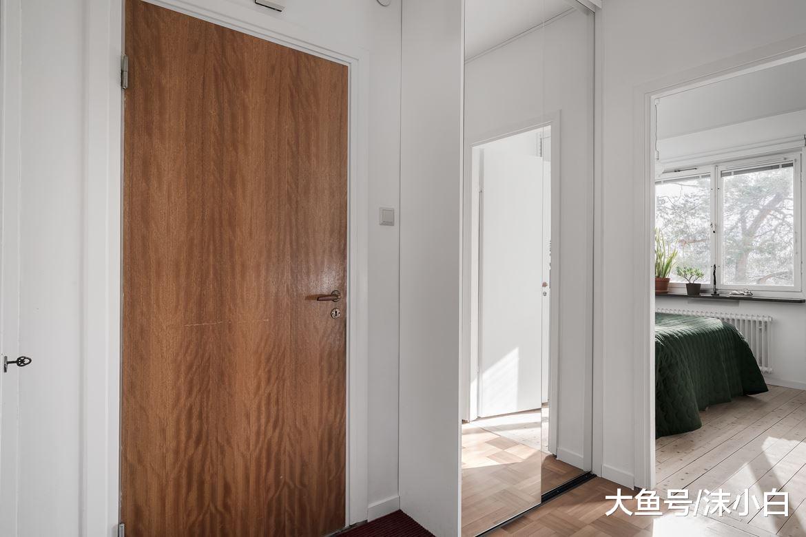 努力就有收获！我的52平小户型，书架做卧室衣柜！真聪明