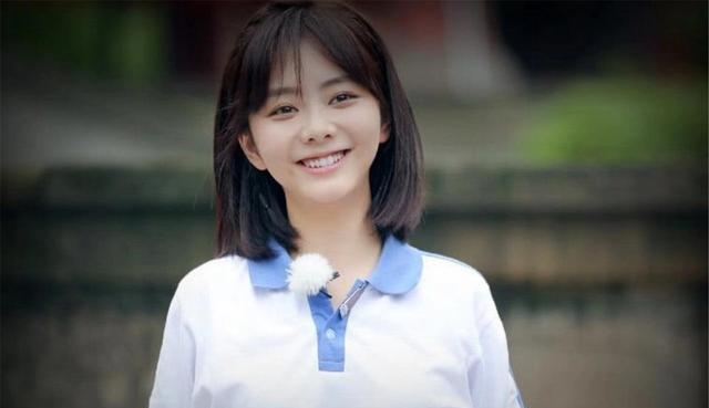 都说谭松韵是大众脸，认出了耿耿，却没认出《甄嬛传》里的淳儿！