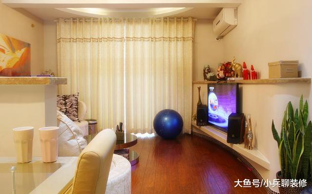 晒晒县城15万刚装好的新房，这吊顶保证你们没见过，太别致了！