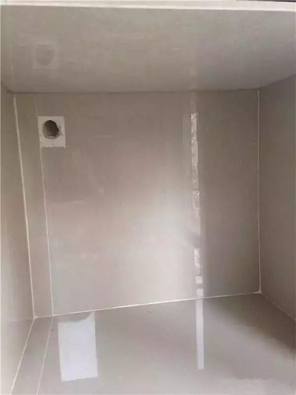 老爸亲手砌橱柜，效果真不赖，左邻右舍看了都来找我爸帮他们砌！
