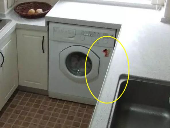 橱柜台面做挡水条有什么用？老婆嫌丑吵着要拆掉，入住才知多实用