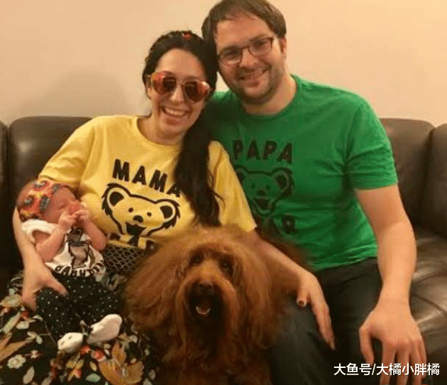 狗狗为了感恩，每天陪伴小宝宝玩耍，最后摄像头拍下了暖心的画面