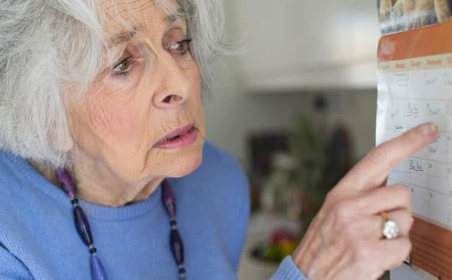 感冒|为何老年痴呆越来越多?医生:这3种食物是“祸根”,尽快远离!