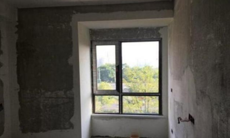 进场10天后腻子才做一遍，业主看到后，当场就让师傅别来了