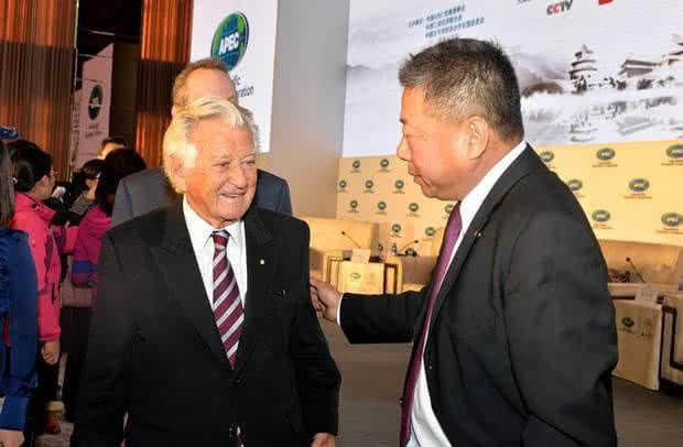 身价1780亿的富翁，只因建造出了国内第一高楼，财富只剩240亿