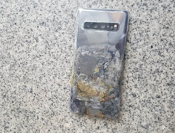 三星又“爆炸”了？韩国一用户使用S10 5G6天，发生自燃！