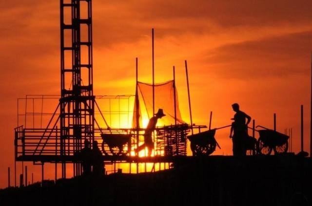 未来还有5亿农民会进城买房，为何专家对楼市如此乐观？