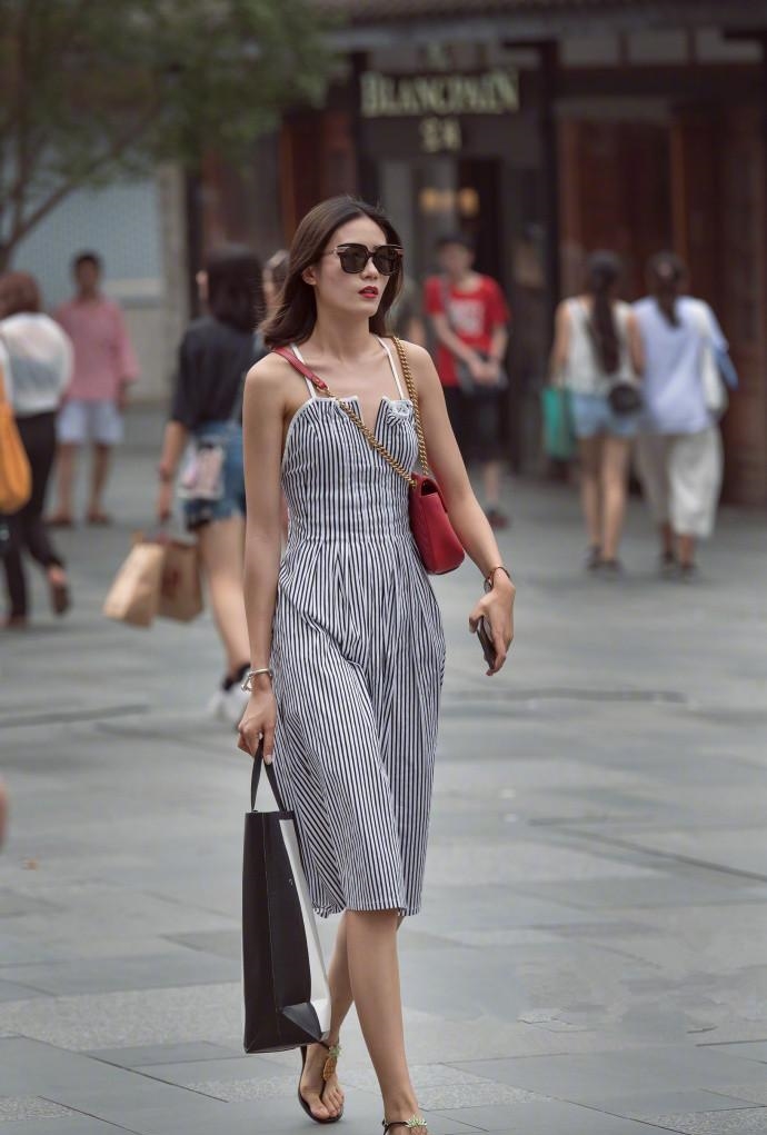 摄影：40岁的老少妇，还是很有味道的！