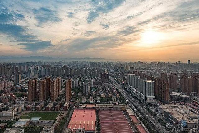 90后負債遠超月收入，除了透支青春的方式年輕人該如何買房？