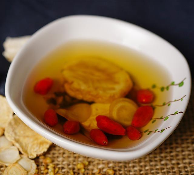 过去在农村挂树上没人要，现在才发现能养肝，泡水喝味道清淡