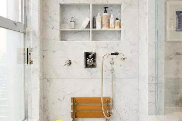 卫生间干湿分离这样装，非常漂亮，洗澡也方便！