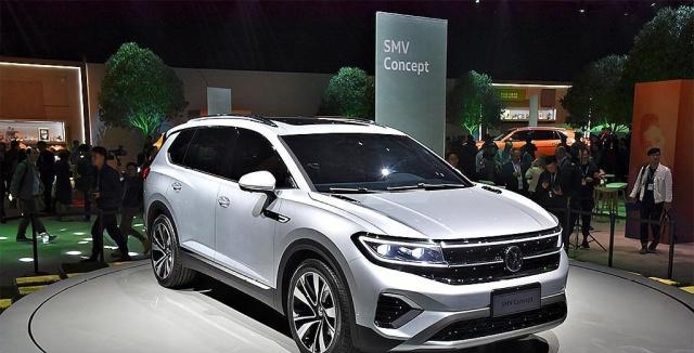 一汽大众旗舰SUV比途昂还大！轴距3米，外观颠覆，2.5Tv6发动机