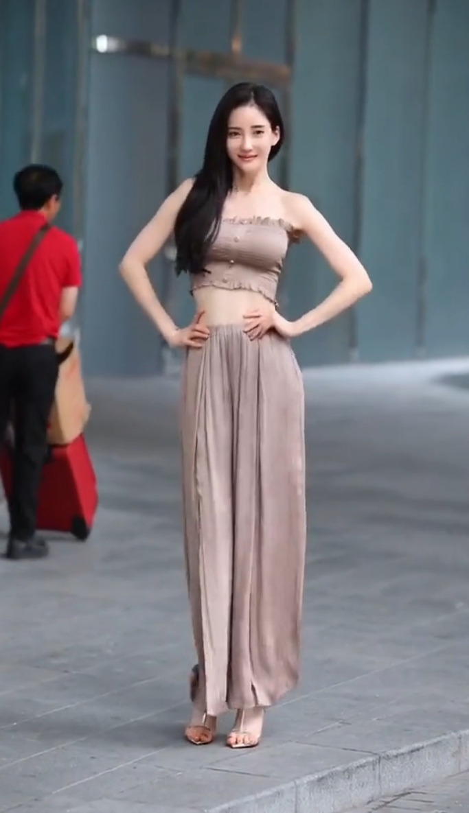 你灵动的小眼神真是太可爱了，萌萌哒