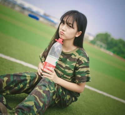 军训结束之后，这2种人依旧会和教官保持联络，绝对舍不得