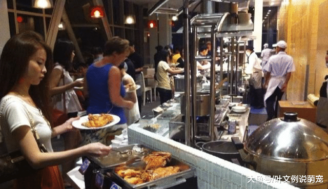 老板用三招让你“假饱”，不服不行！