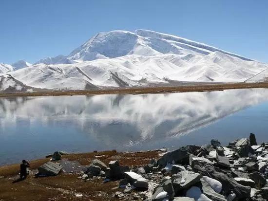 我国唯一白人聚居地，美女泛滥成灾，严禁与外通婚