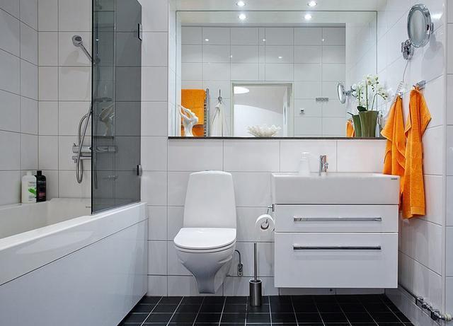 卫生间水电怎么装才安全？我家装错卡上5万元全被骗走