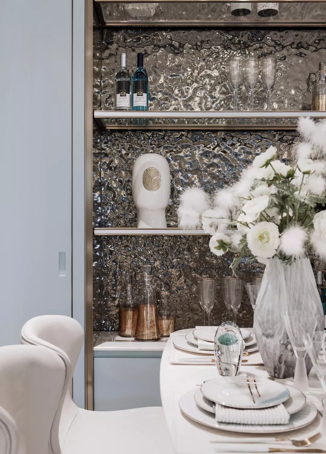 96㎡现代中式，Tiffany蓝+中式感，禅意端庄的浪漫