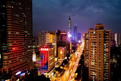 开业1年，空置率40%！华强北地铁商业究竟有多惨？