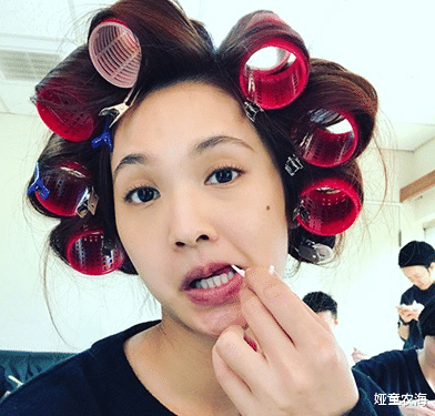 时尚好物官 “牙结石”别再用手抠，教你一招，脏东西自己往下掉了!