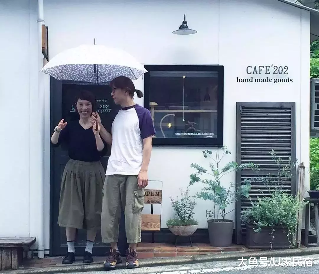 U+故事 | 小夫妻改造50㎡手工咖啡屋，每月仅3次营业，竟成网红圣地！