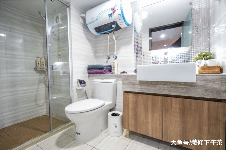 “马桶克星”清扫马桶有了它，不管多么脏，5分钟就清干净！