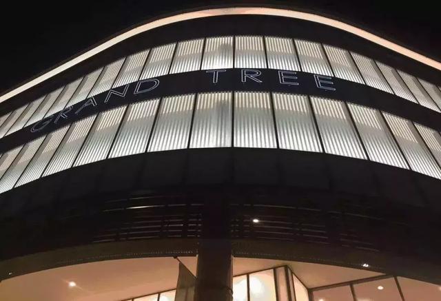 日本这个才3万多平米的小MALL堪称小体量转型样本!