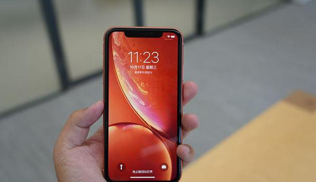 iPhone XR价格降至3899元，网友：为iPhone 11让路？