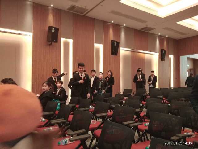 贛州久久地產2018年度表彰大會 并鄭重向社會推出九大承諾