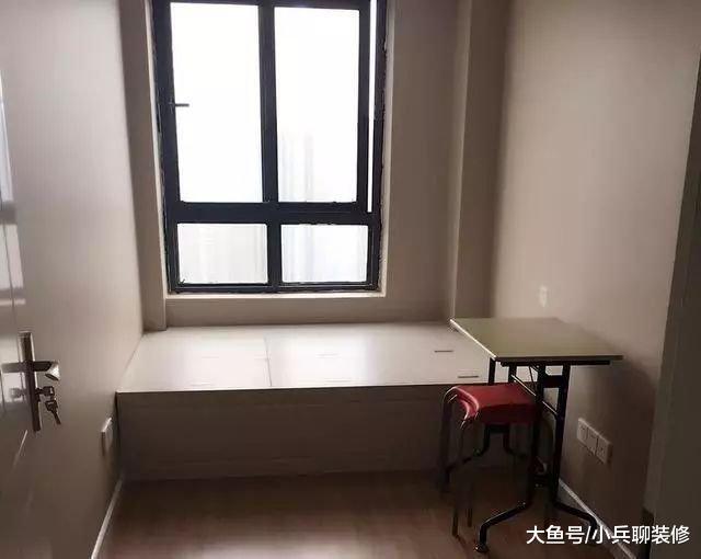 奋斗多年北京购置45平房子，卫生间藏在厨房里，估计你都没见过！