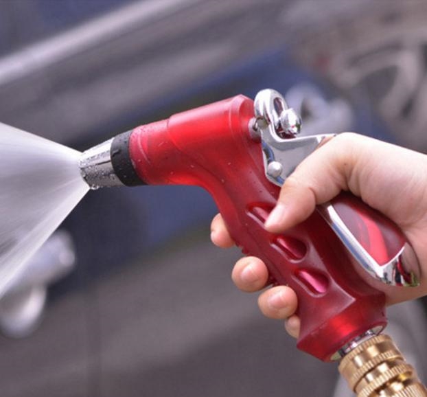 义乌“房车伴侣”一路走红，全家自驾游不住民宿，省钱舒适不烧钱