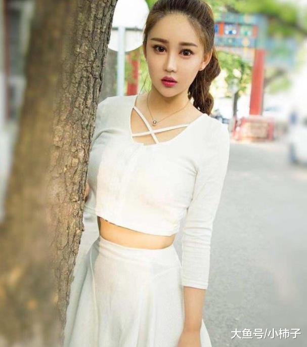 小姐姐可以美，但美成这样确实有点过分了吧？