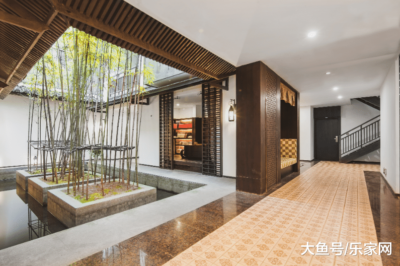 我和邻居一穷一富，大师一看就道出原因！全是装修惹的祸！