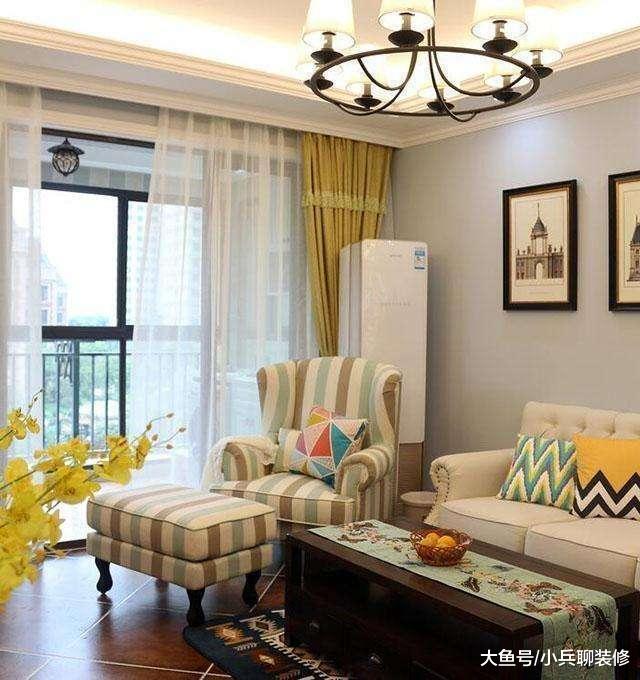 老公装修在飘窗打了一圈柜子，邻居嘴上说丑，回家却偷偷模仿了