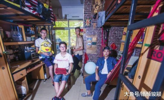 大學宿舍有個土豪室友是一種什么感覺？網友：像是找到了親生父親