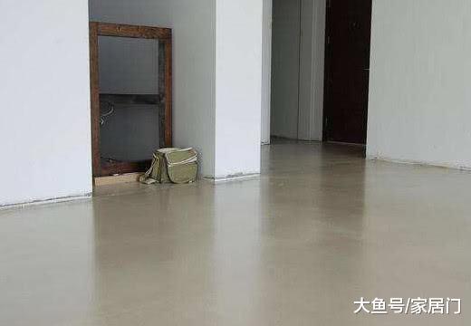 頭次見有人在家做全屋水泥地，太聰明了，看完我也回家重裝