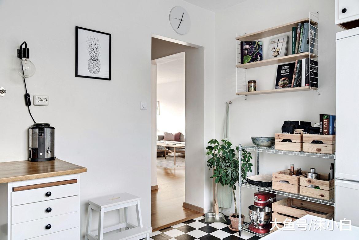 努力拼了8年, 终于买下61平小户型, 晒朋友圈竟立马来参观! 晒晒